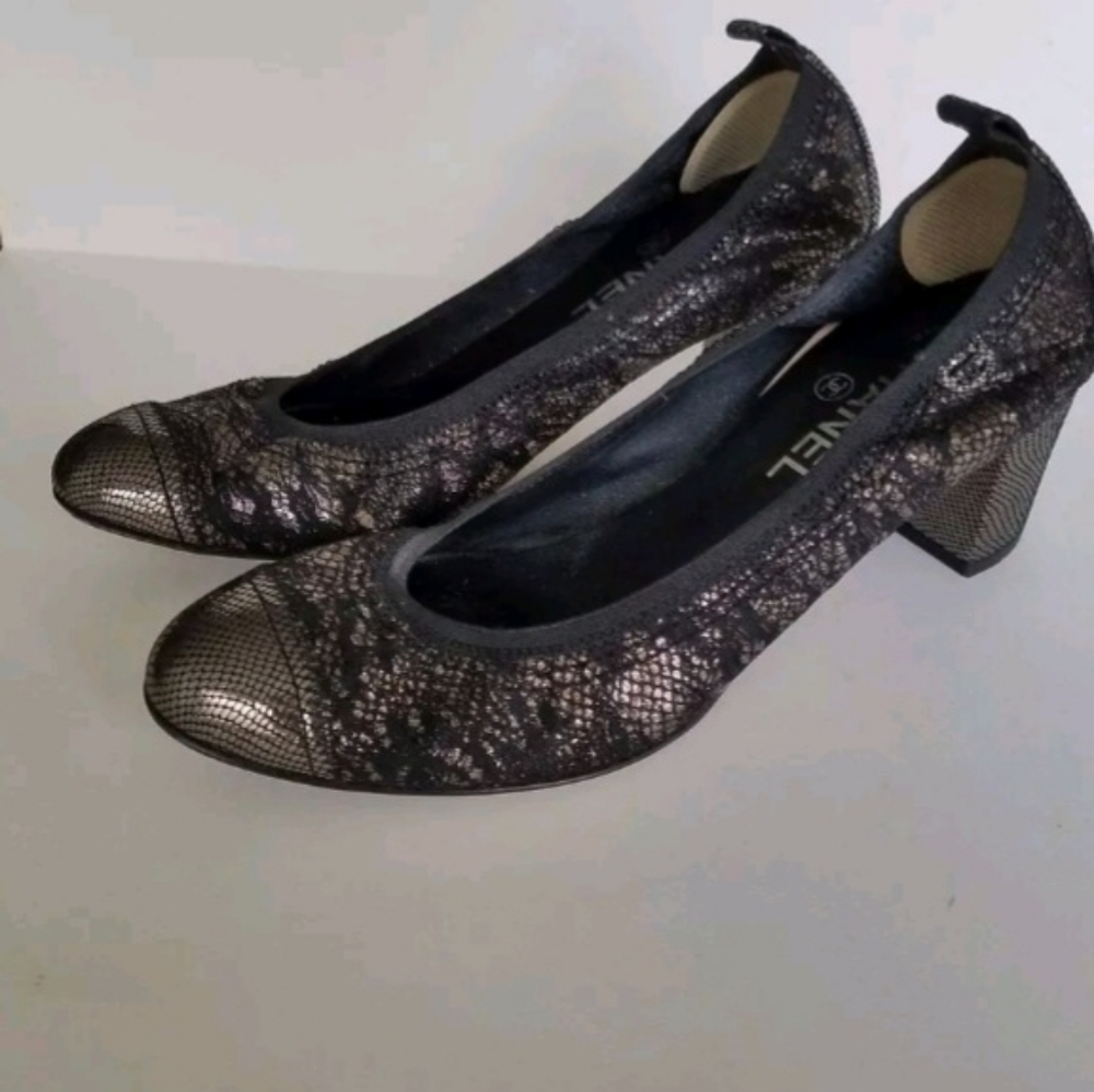 Vintage Y2K Authentic Chanel Women's Black and Silver Shoes Size 6.5 - Picture 2 of 8